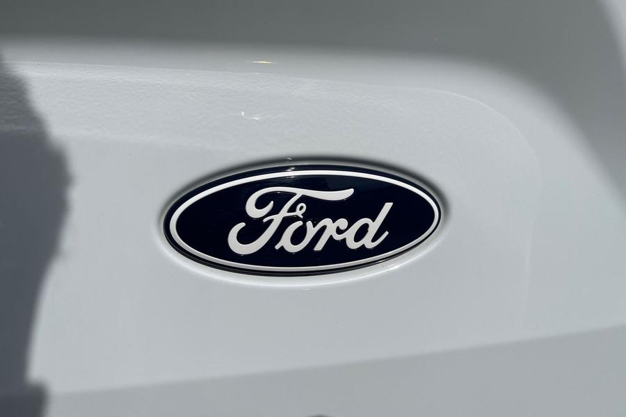 Ford TRANSIT CUSTOM Photo autoimg-5019f3e3e1bd8aaee2e861f5ef1fdbf731f42743.jpg