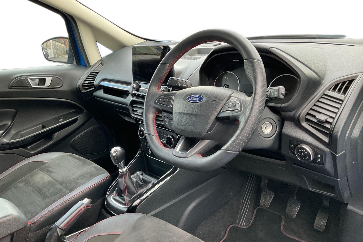 Ford ECOSPORT Photo 8