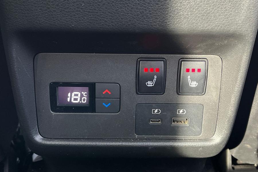Nissan X-Trail Photo autoimg-501c8703d60b58365b77bc9b78aa6f2d3adf8660.jpg