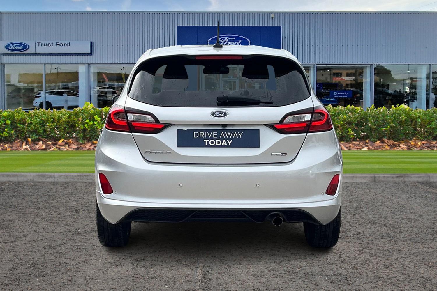 Ford FIESTA Photo 6