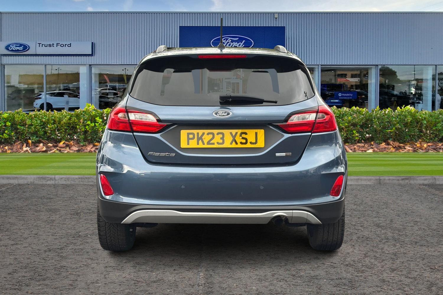 Ford Fiesta Photo 6