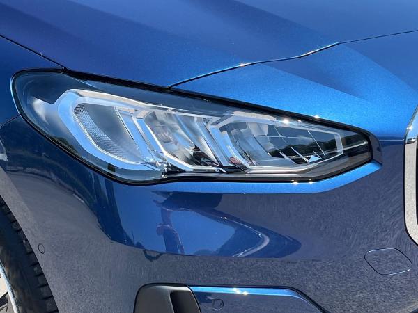 BMW 2 Series Active Tourer Photo autoimg-50297e2f8574a9d531cb36a792bceb0de8f8a047.jpg