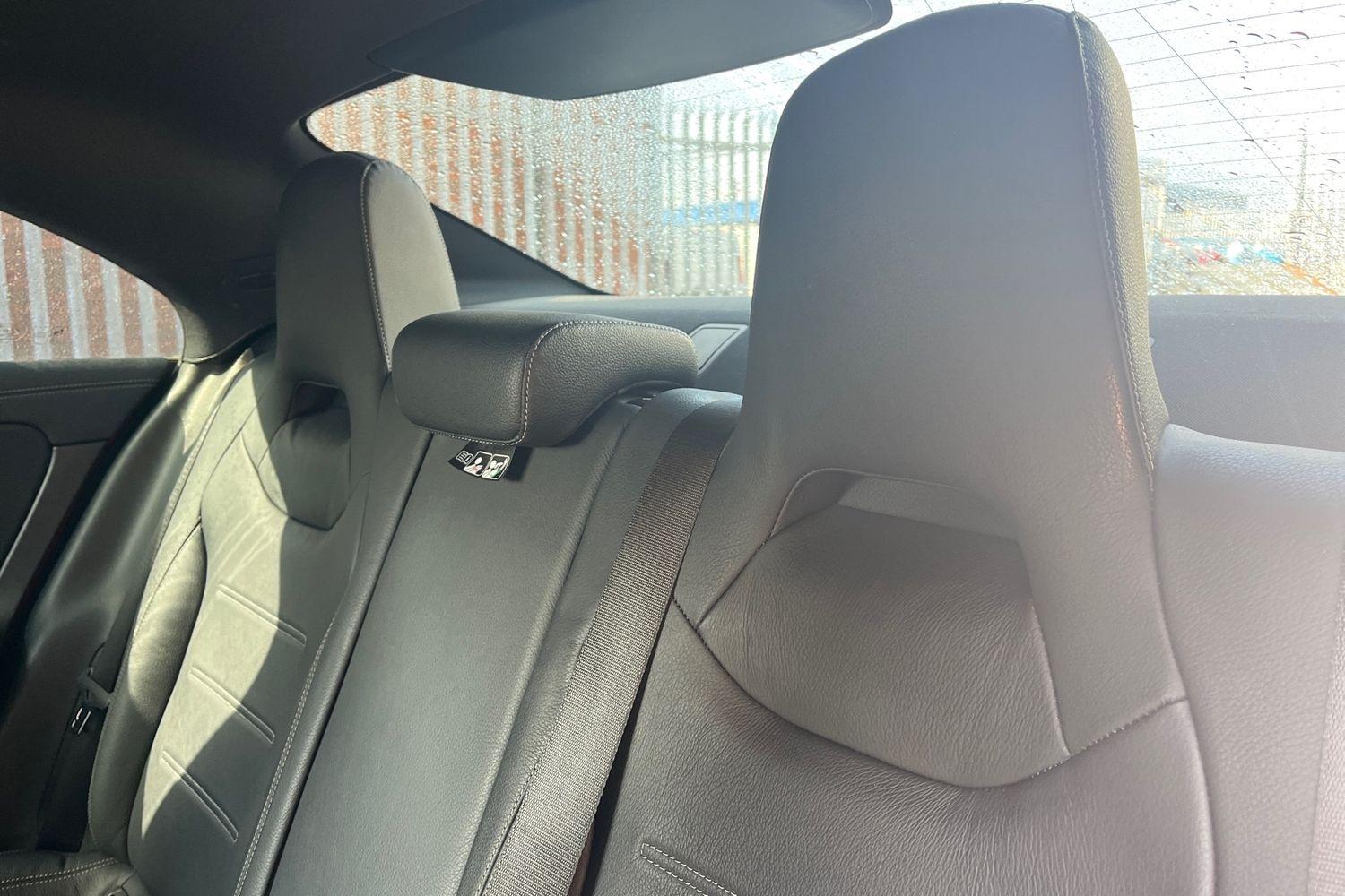 Mercedes-Benz CLA Photo 19
