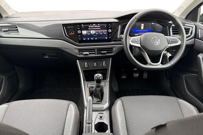 VOLKSWAGEN Polo Photo 10