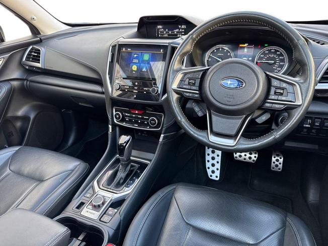 SUBARU Forester Photo 11