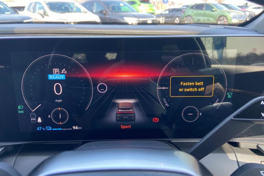 Renault MEGANE E-TECH Photo autoimg-50311b8b4b57b393264ff3642e3305ac387253d3.jpg