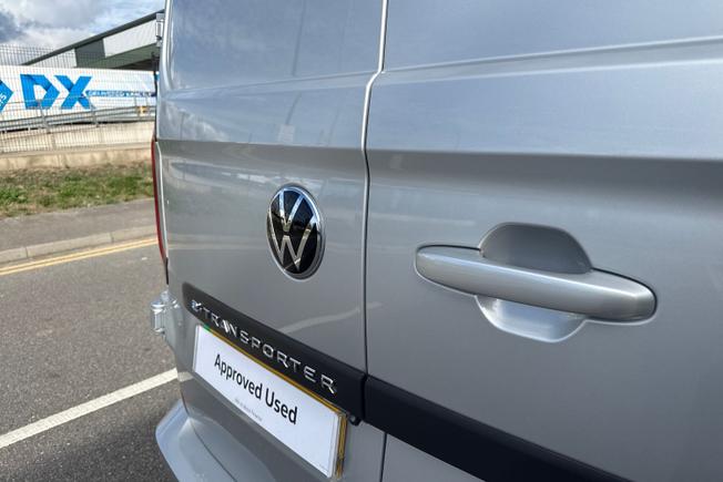 VOLKSWAGEN Transporter Photo 22