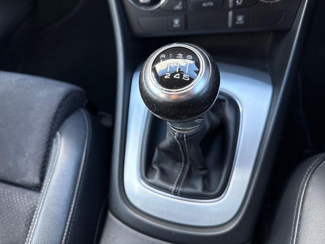 AUDI Q3 Photo 36