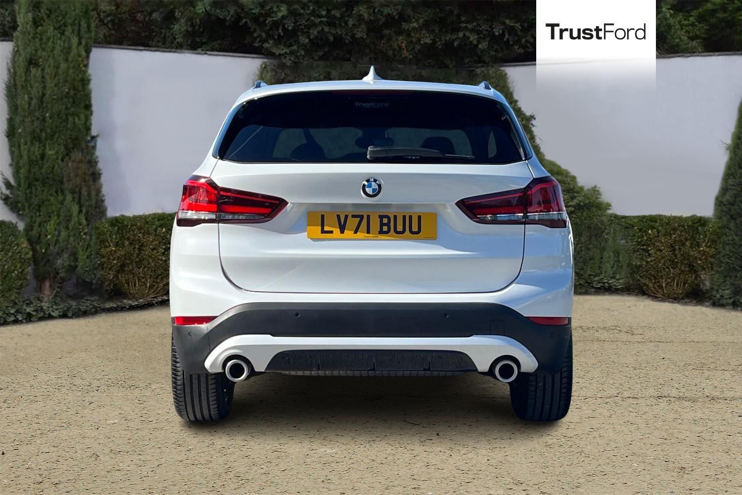 BMW X1 Photo 6