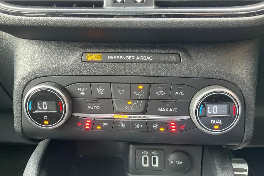 Ford KUGA Photo autoimg-503b0a50597ad35cdeff02394167639f7979e3ce.jpg