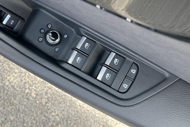 AUDI A4 Photo 53