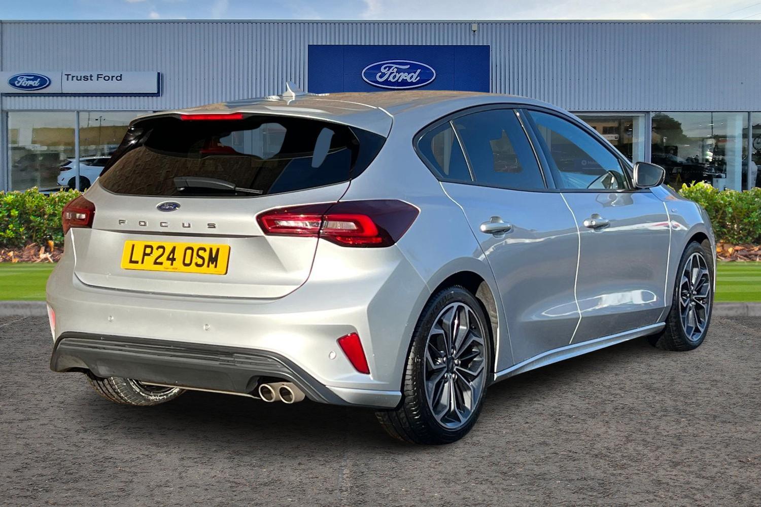 Ford FOCUS Photo 3