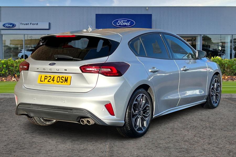 Ford FOCUS Photo autoimg-50455de9e98ac924f858e22f81dc461fa16721ca.jpg