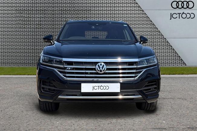 VOLKSWAGEN Touareg Photo 8
