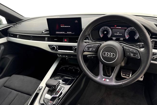 AUDI A4 Avant Photo 11
