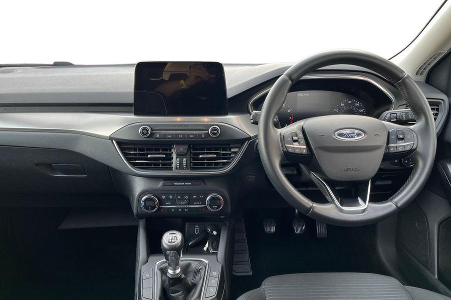Ford FOCUS Photo autoimg-504863045db73631fec7e8b486e21086fd9ebe22.jpg