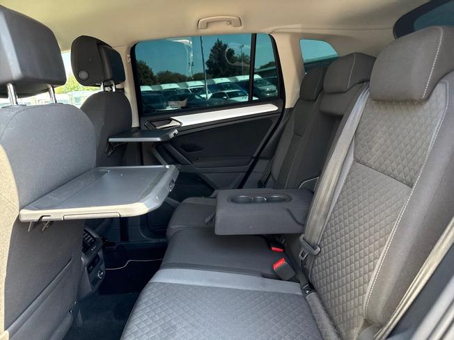 VOLKSWAGEN Tiguan Photo 23