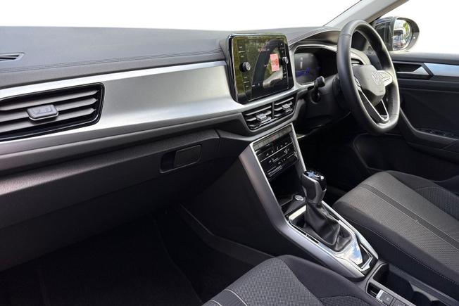 VOLKSWAGEN T-Roc Photo 2