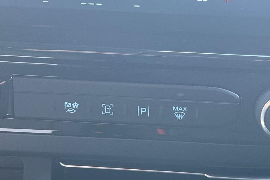 Used Ford TOURNEO CUSTOM 25