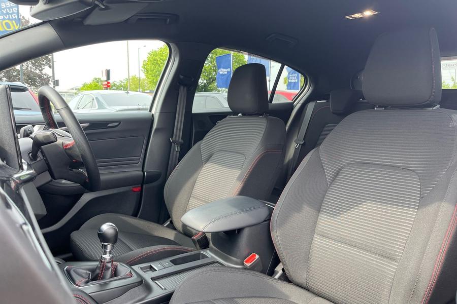 Ford Focus Photo autoimg-504fe172911927aa20e6ac43b9b5c9e3a98d9301.jpg
