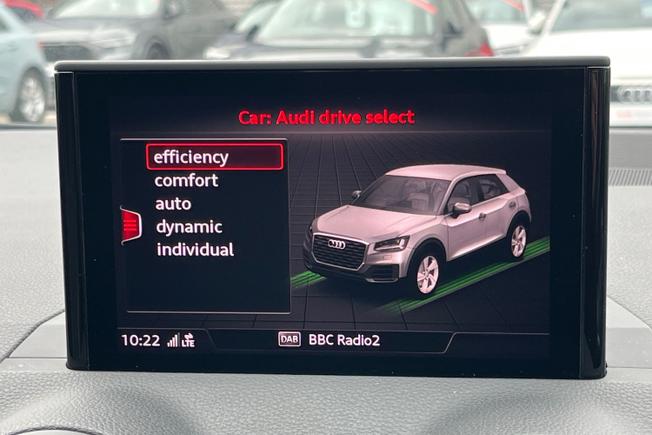 AUDI Q2 Photo 22