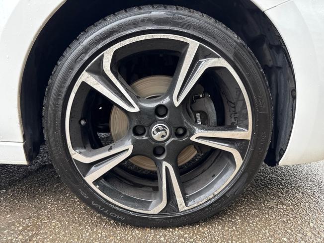 VAUXHALL CORSA Photo 5
