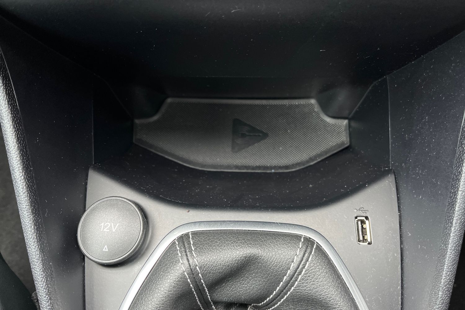 Ford FIESTA Photo 34