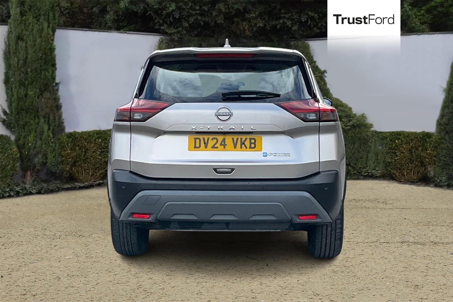 Nissan X-TRAIL Photo 6