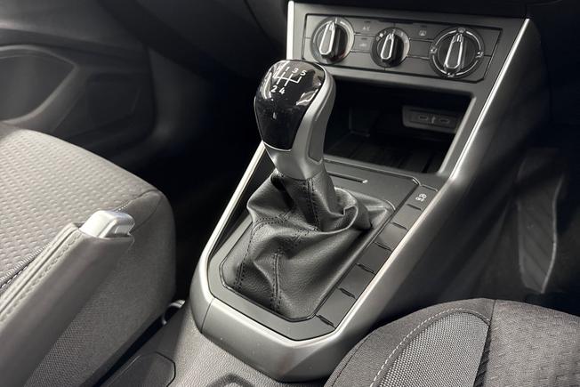 Volkswagen Polo Photo 23