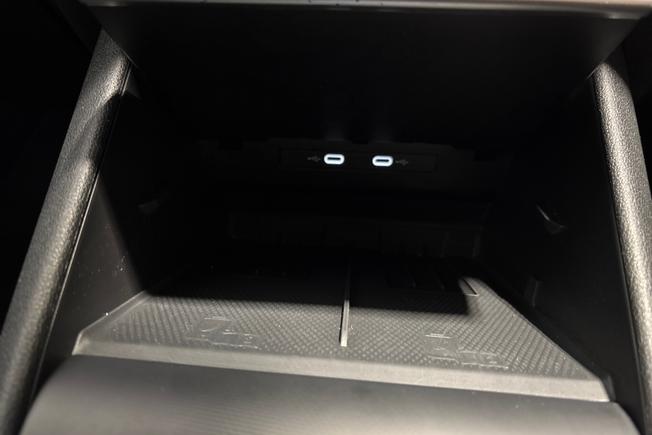 VOLKSWAGEN Tiguan Photo 29