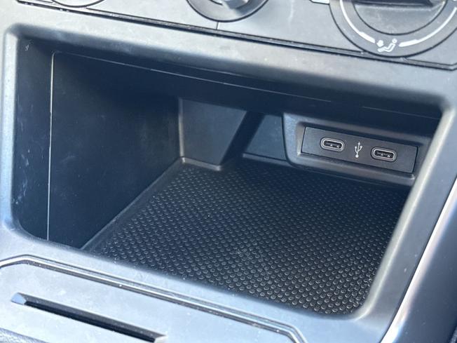 VOLKSWAGEN Polo Photo 51