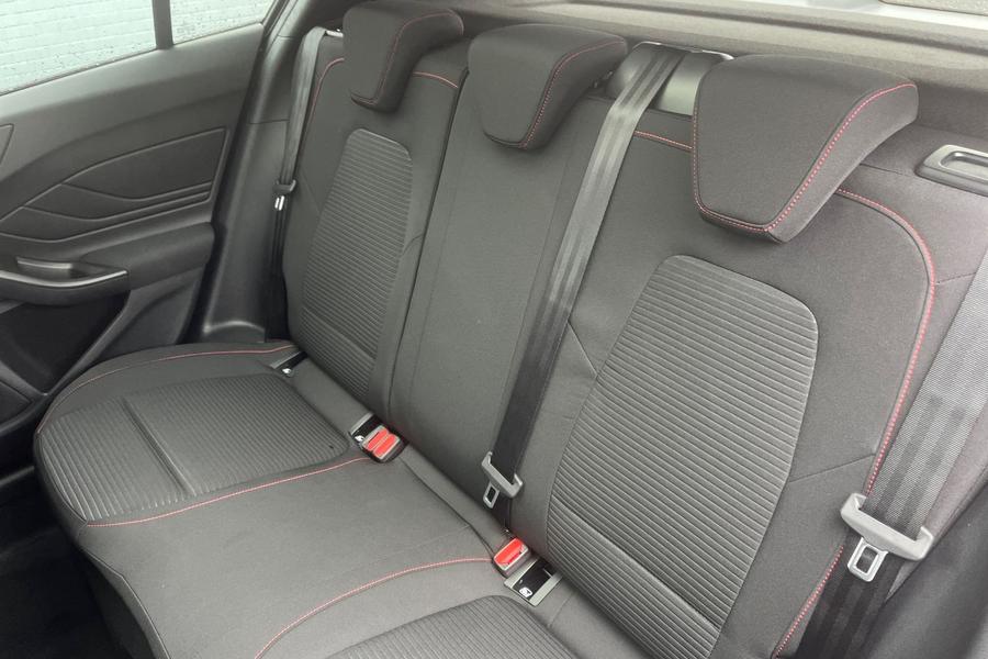 Ford Focus Photo autoimg-505fbeae63b8eacdaf2c4ff285b73f4a75eb4c7d.jpg