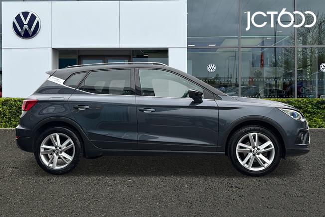 SEAT Arona Photo 4
