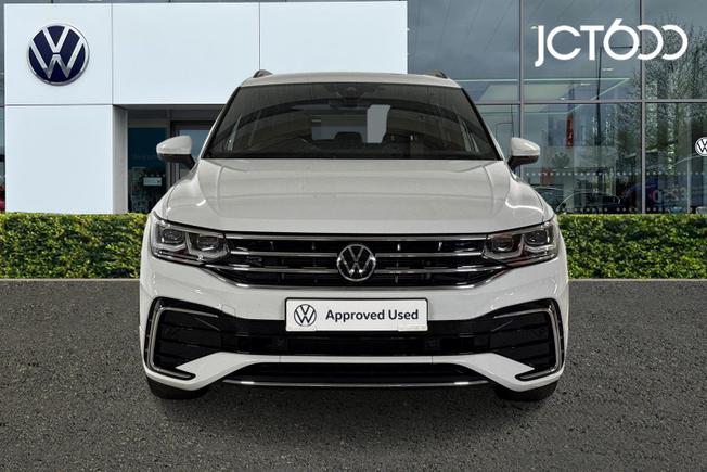 VOLKSWAGEN Tiguan Photo 8
