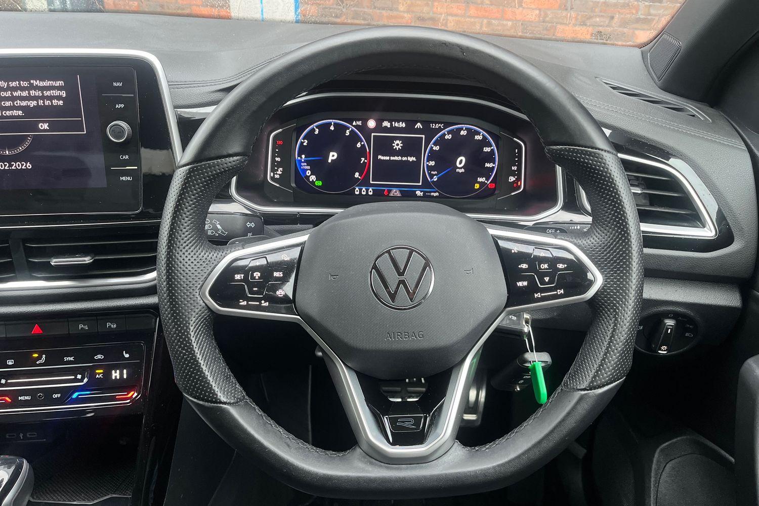 Volkswagen T-ROC Photo 11