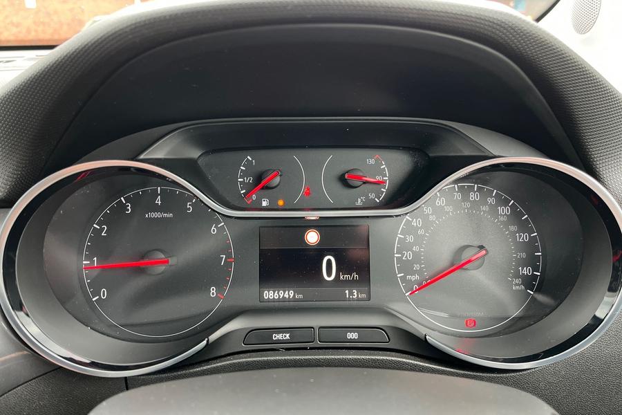 Vauxhall Crossland X Photo autoimg-506f2d485616b01106bc433a301bd2bb0993f711.jpg
