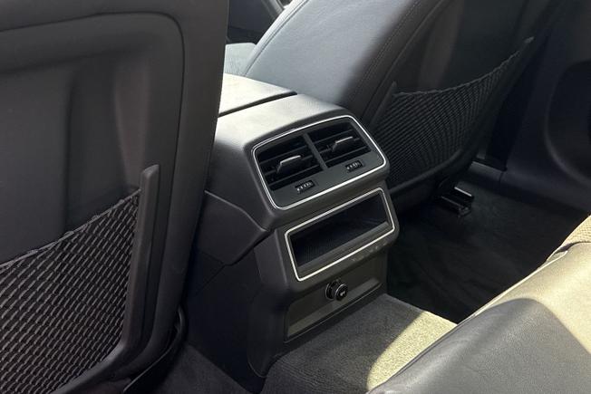 AUDI A6 Avant Photo 24