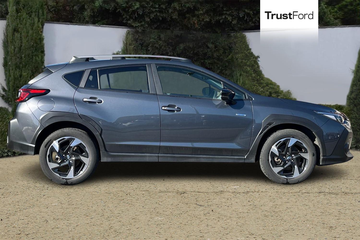 Subaru CROSSTREK Photo 2