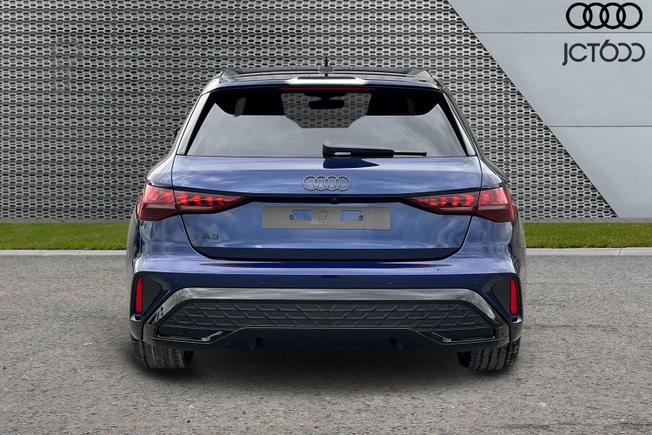 AUDI  A3 Sportback Photo 7