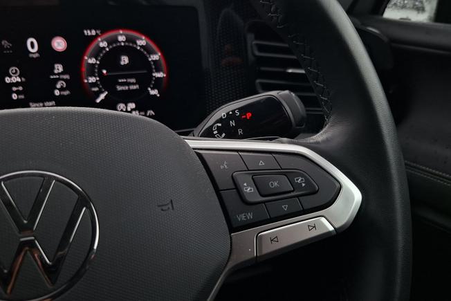 VOLKSWAGEN Tiguan Photo 17
