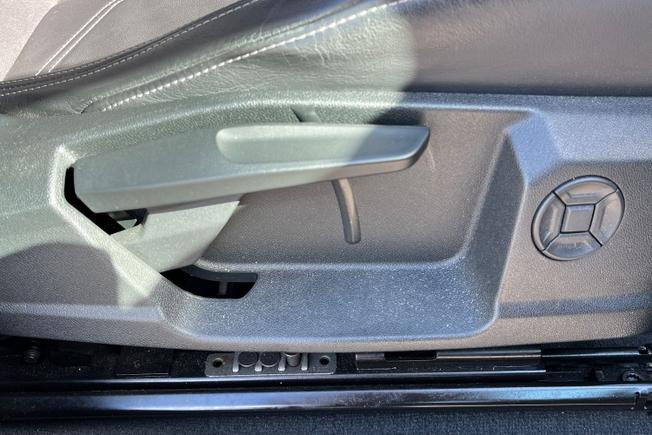 AUDI Q3 Photo 48