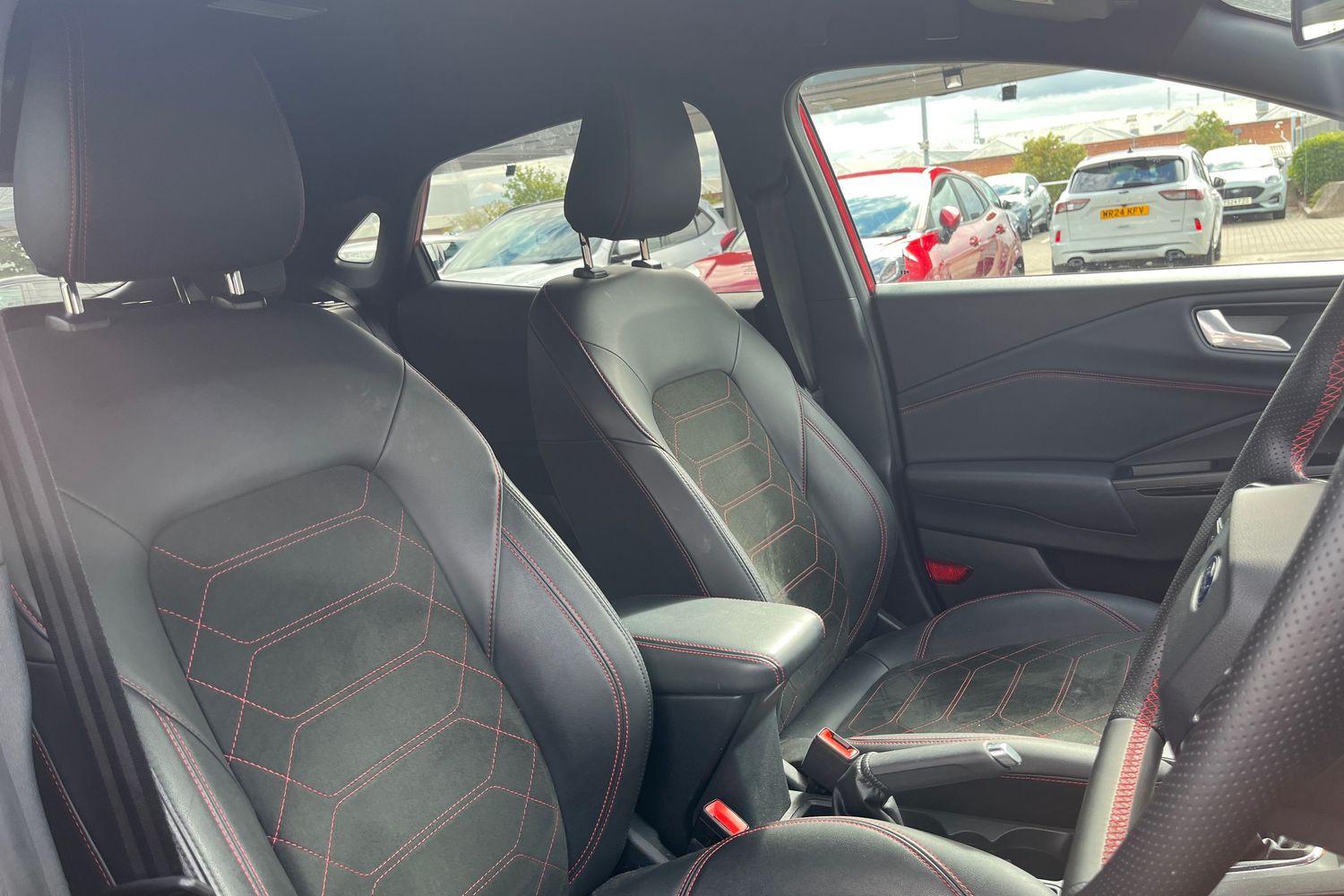 Ford Puma Photo 16