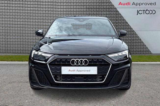 AUDI A1 Photo 8