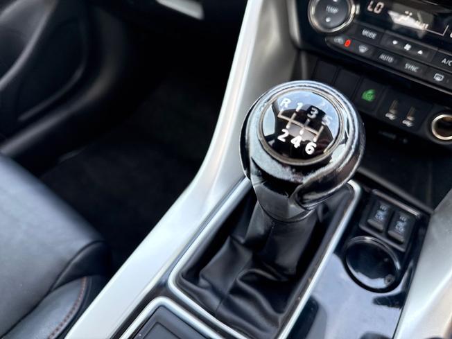 MITSUBISHI Eclipse Cross Photo 41
