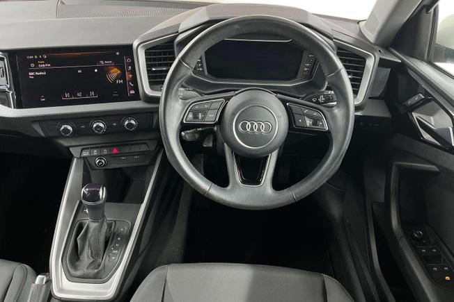 AUDI A1 Photo 11