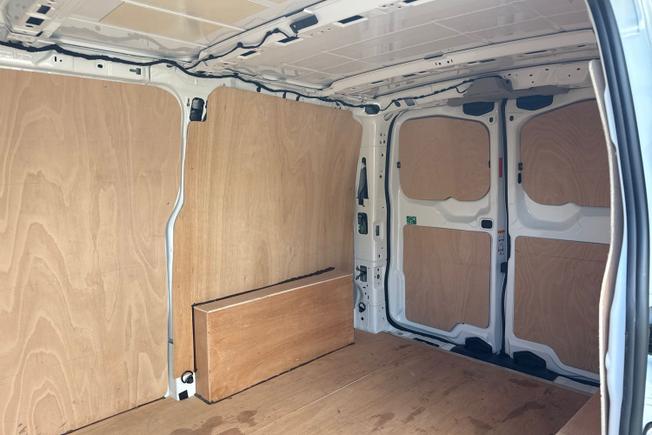 Volkswagen Transporter Photo 9