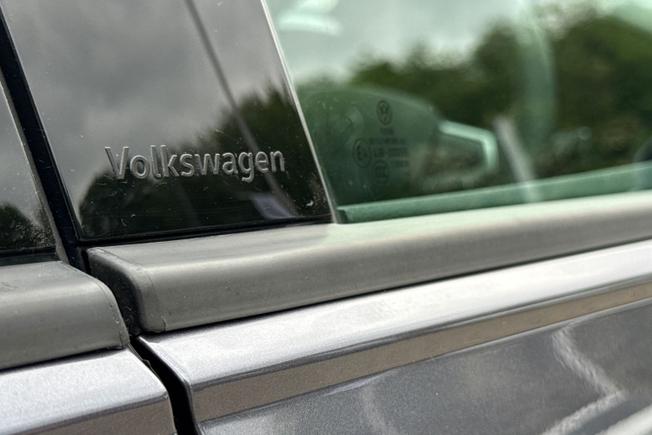 VOLKSWAGEN Polo Photo 23