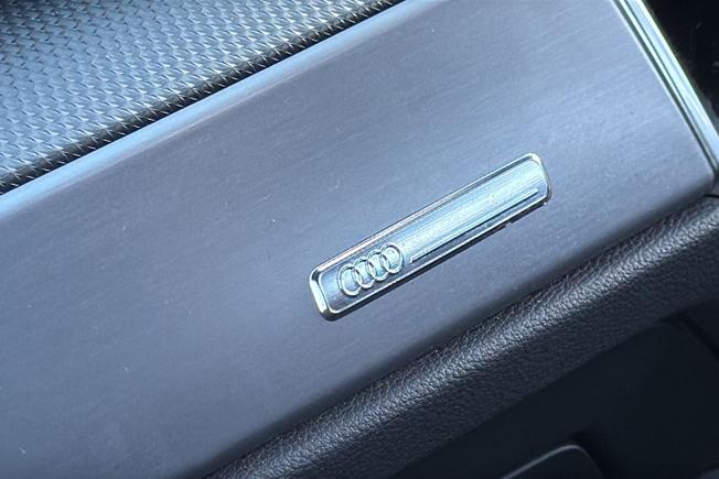 AUDI Q3 Photo 44