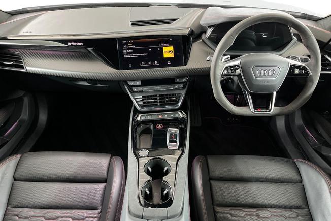 AUDI Rs E-Tron Gt Photo 10