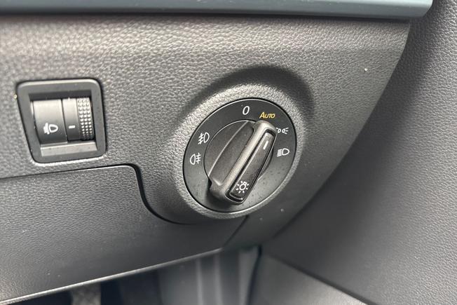 SEAT Ibiza Photo 29